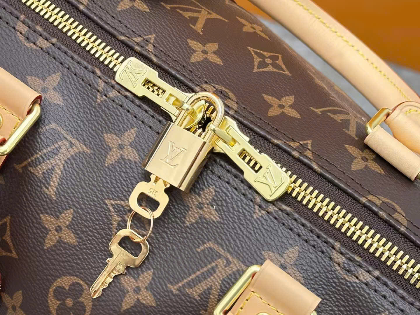 Túi trống du lịch Louis Vuitton LV Nâu họa tiết hoa vân full khóa ổ phối dây Be size 50cm Like Auth Fullbox phụ kiện PLD